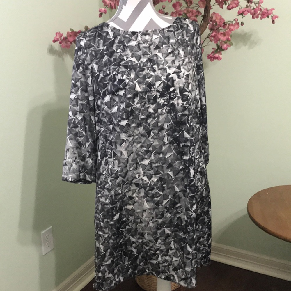 Geometric pattern dress